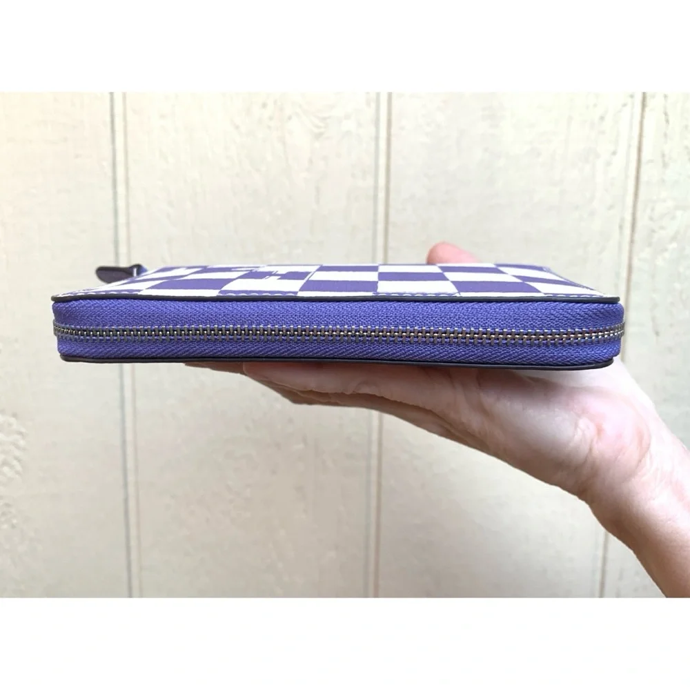 NWT Coach Medium Zip Checkerboard Wallet in Light Violet Chalk